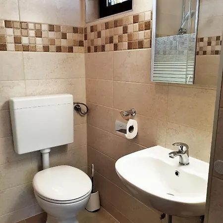 Apartment Zrinka *