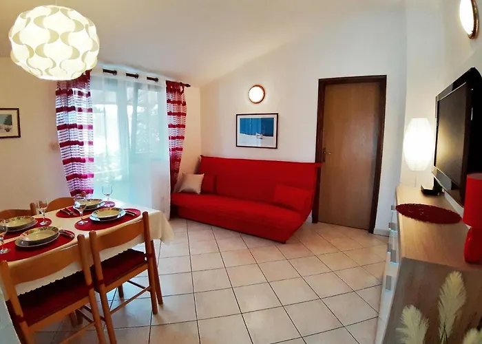 Zrinka דירה פורץ